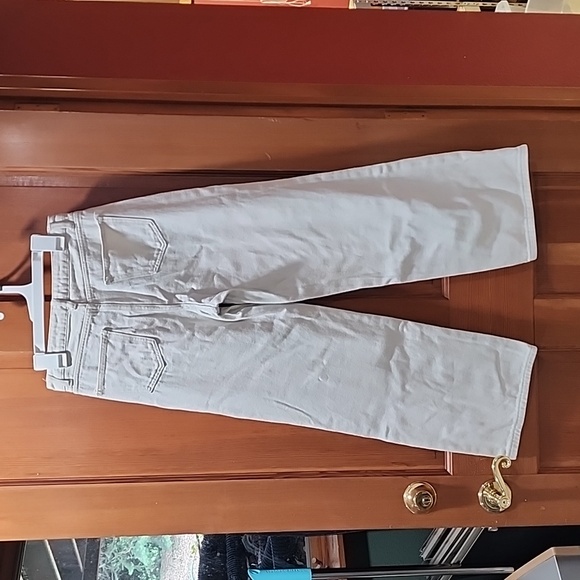 Like new white DAZY jeans size s - Picture 4 of 6